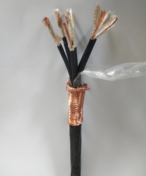 金聯(lián)宇電纜分析電纜護(hù)套越厚質(zhì)量就越好嗎？其實(shí)不然！.jpg